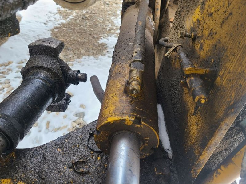 Entendendo problemas de empurramento do cilindro hidráulico